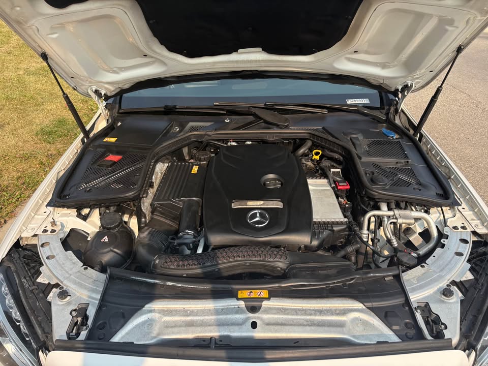 2015 Mercedes-Benz C300 photo 5